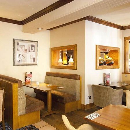 Premier Inn Huddersfield Central Extérieur photo